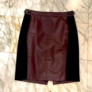 Ann Taylor Black and Wine Pencil Skirt size 8